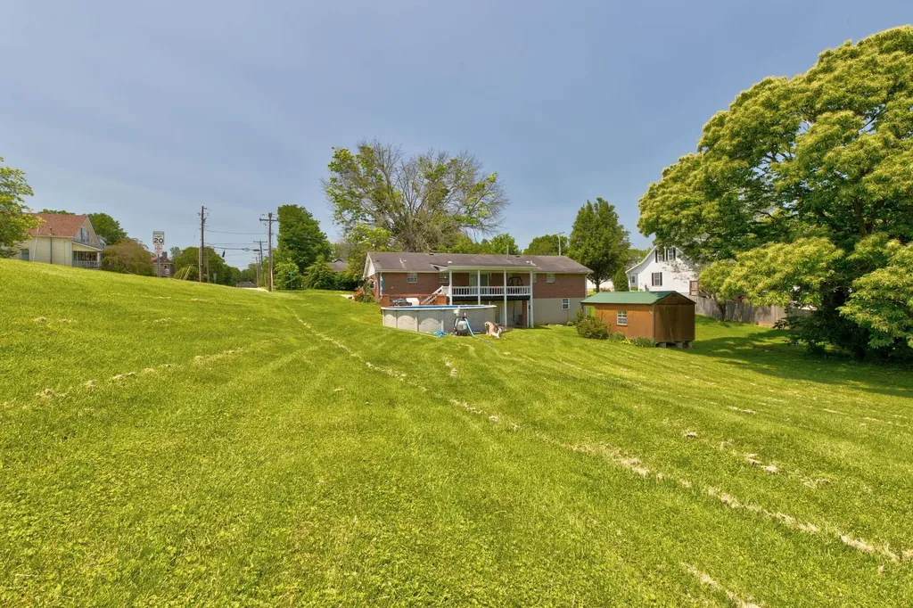 405 Nevada Avenue Mt Sterling KY 40353