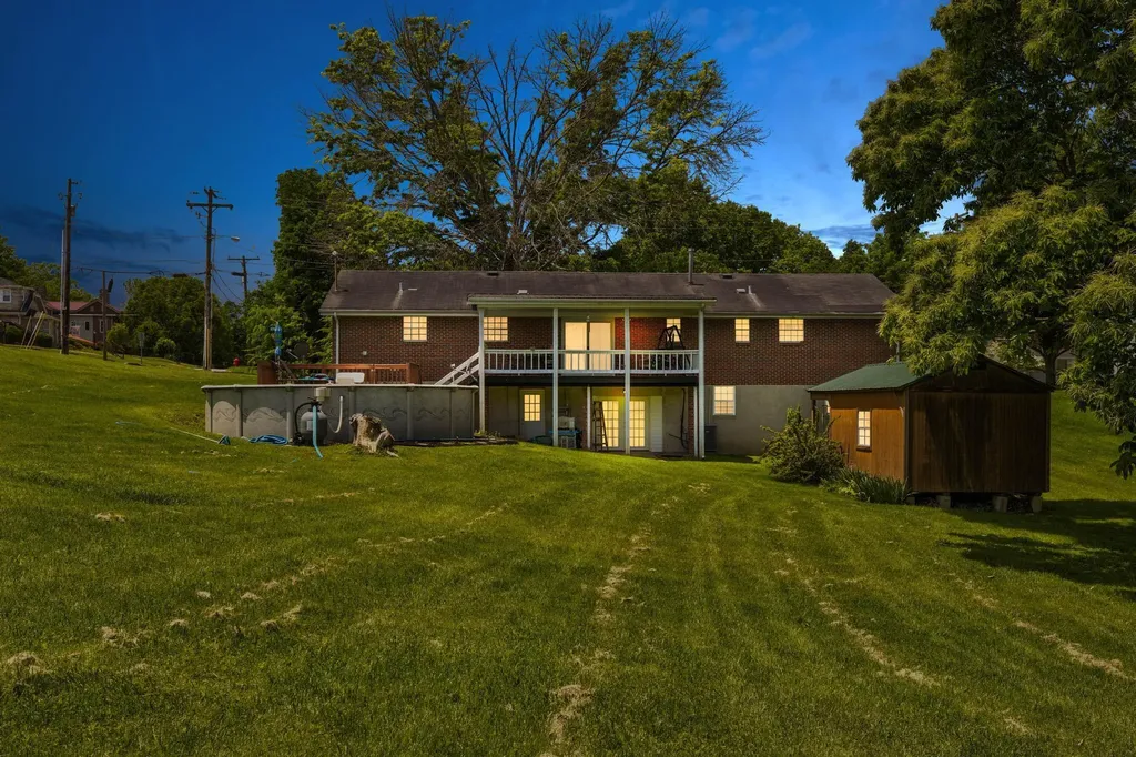 405 Nevada Avenue Mt Sterling KY 40353