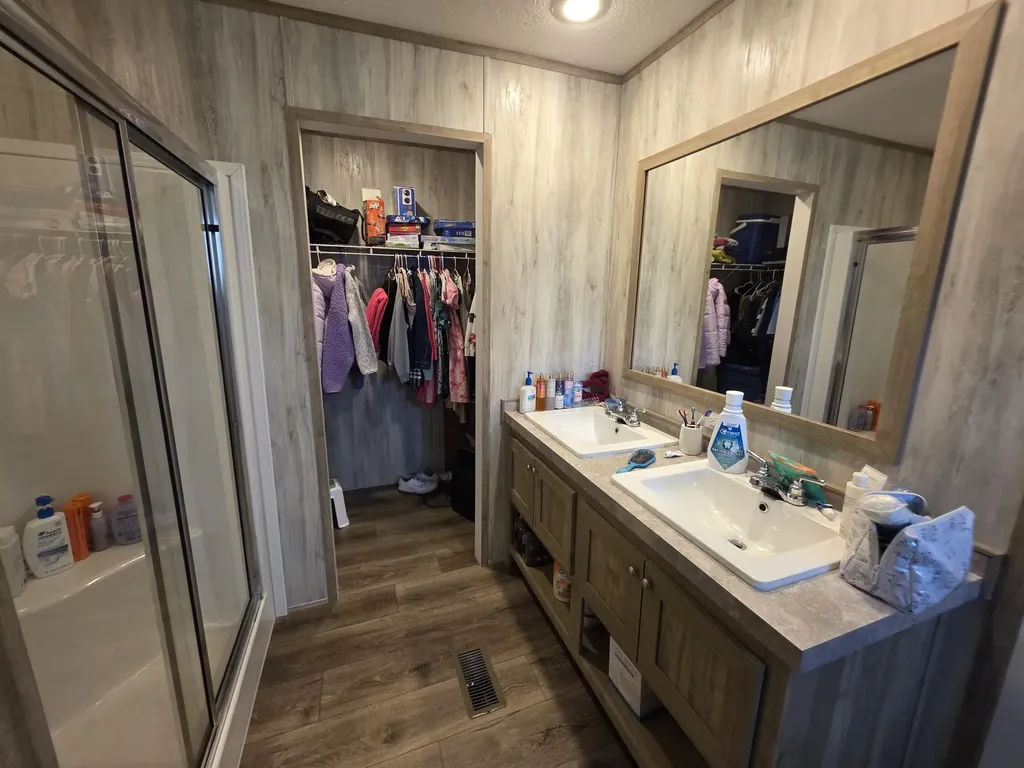 884 Holly Grove Road Corbin KY 40701