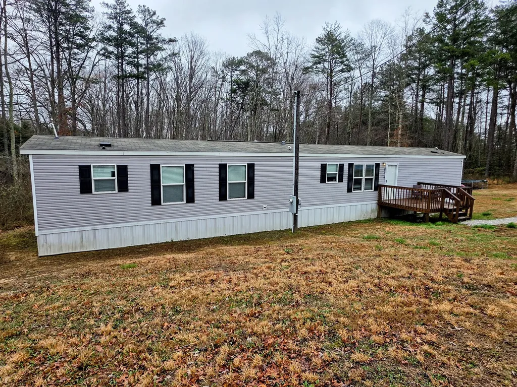 884 Holly Grove Road Corbin KY 40701
