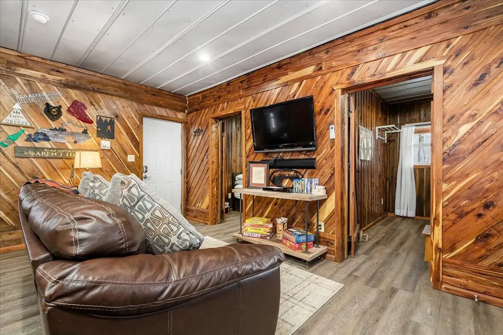 1922 Star Gap Road Stanton KY 40380