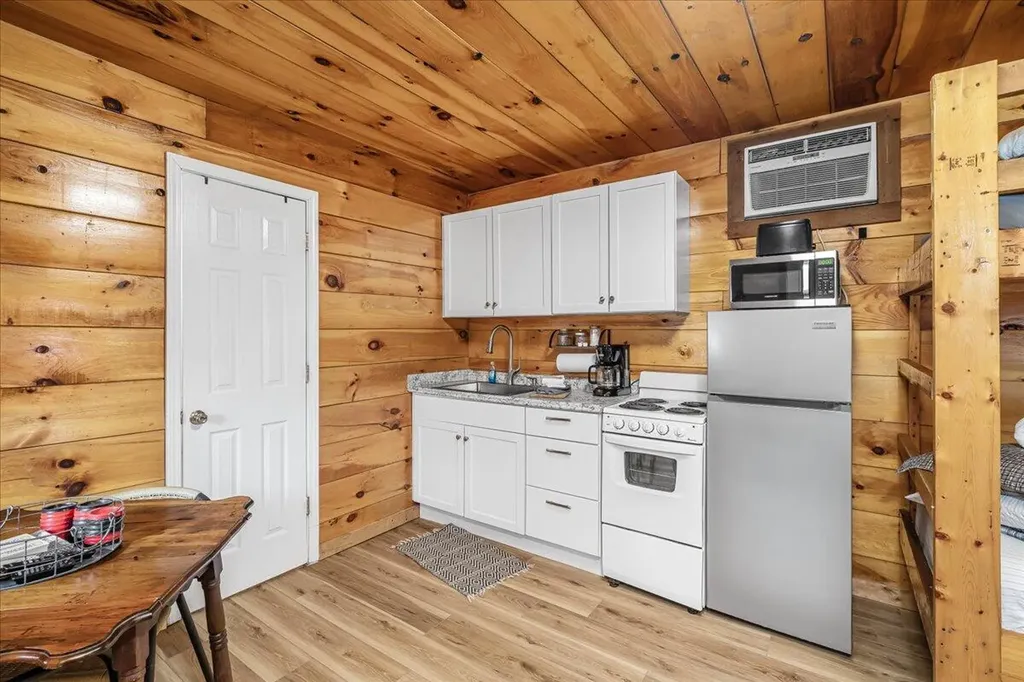 1922 Star Gap Road Stanton KY 40380