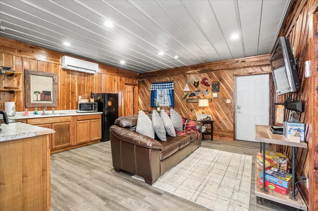 1922 Star Gap Road Stanton KY 40380