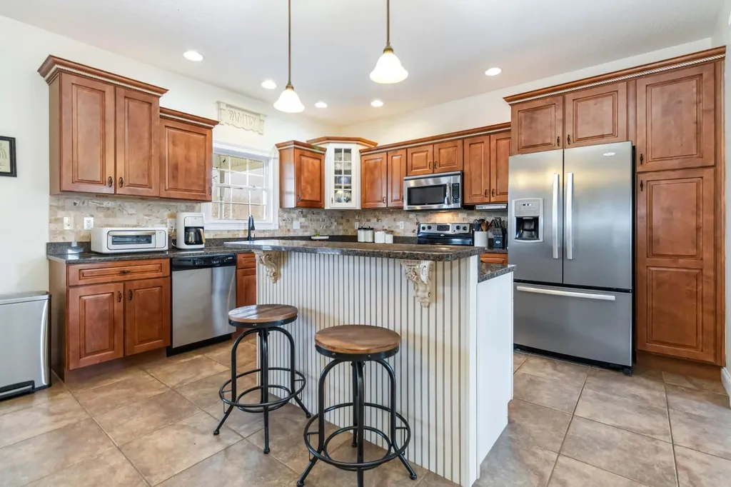 207 Remington Drive Russell Springs KY 42642
