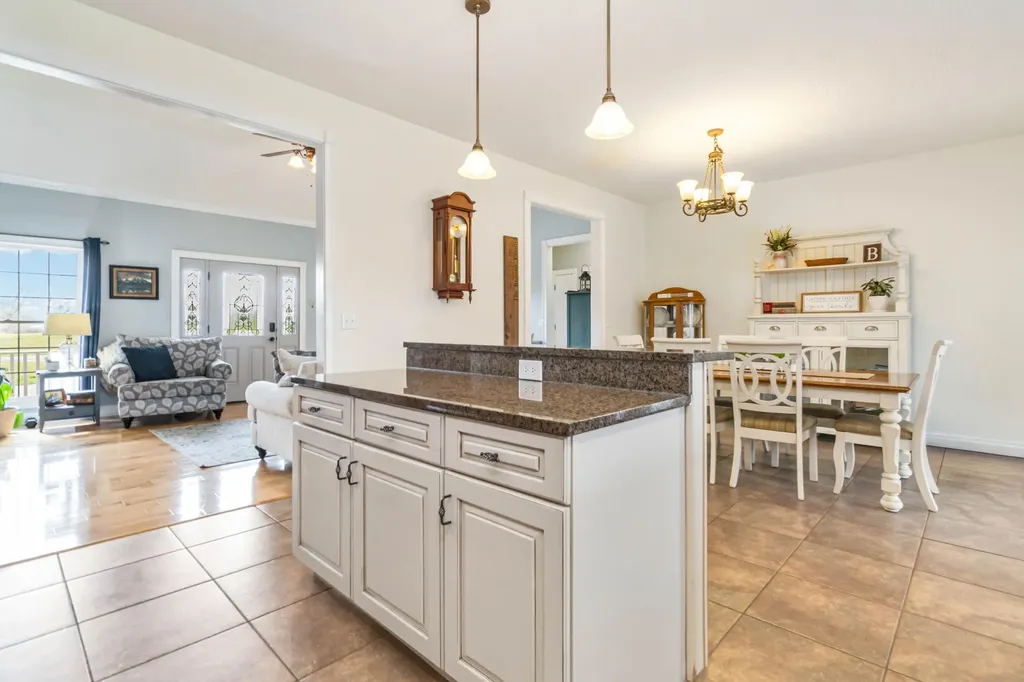 207 Remington Drive Russell Springs KY 42642
