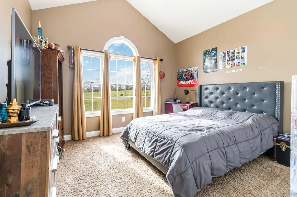 207 Remington Drive Russell Springs KY 42642