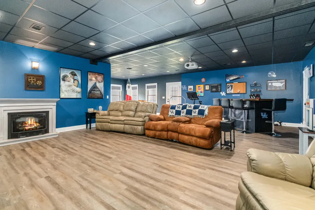 207 Remington Drive Russell Springs KY 42642