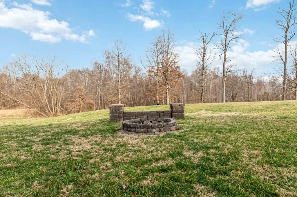 207 Remington Drive Russell Springs KY 42642