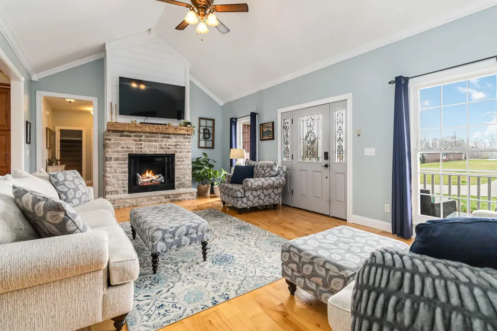 207 Remington Drive Russell Springs KY 42642