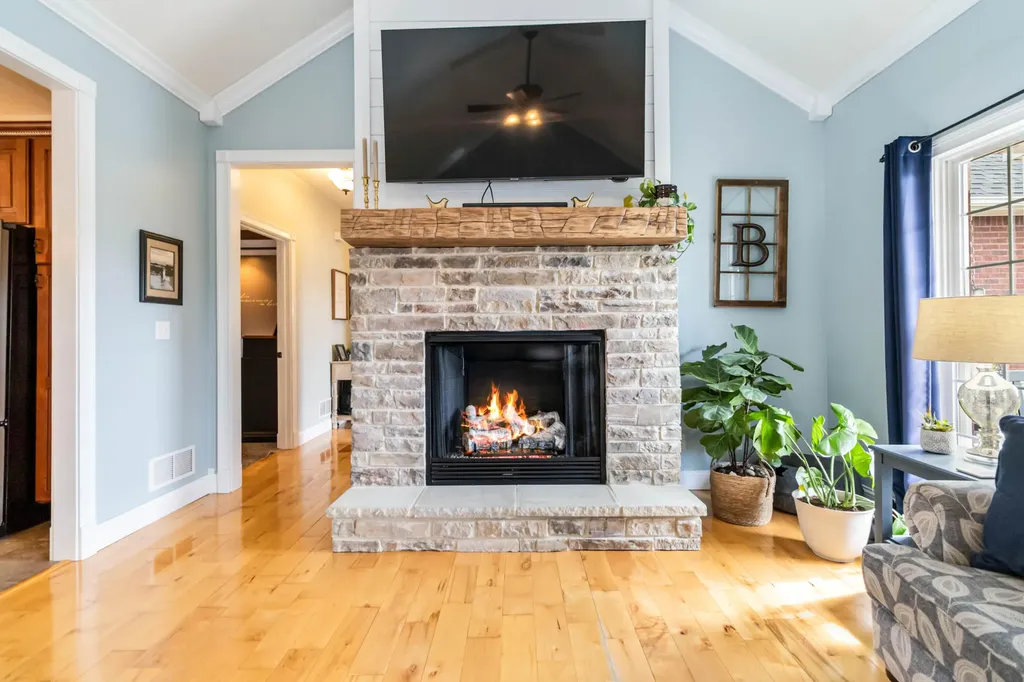 207 Remington Drive Russell Springs KY 42642