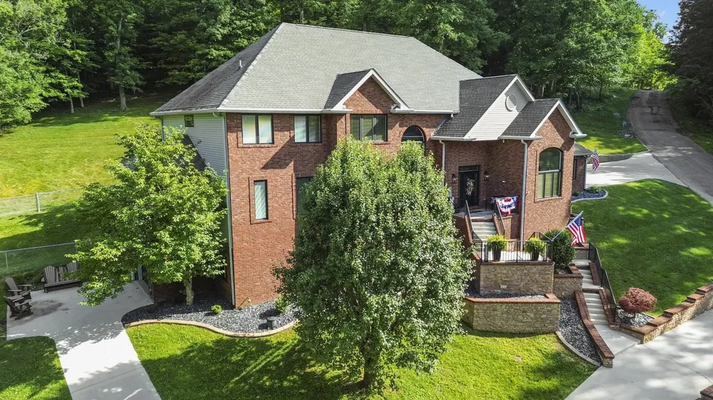 1357 Heather Hills Drive Somerset KY 42503