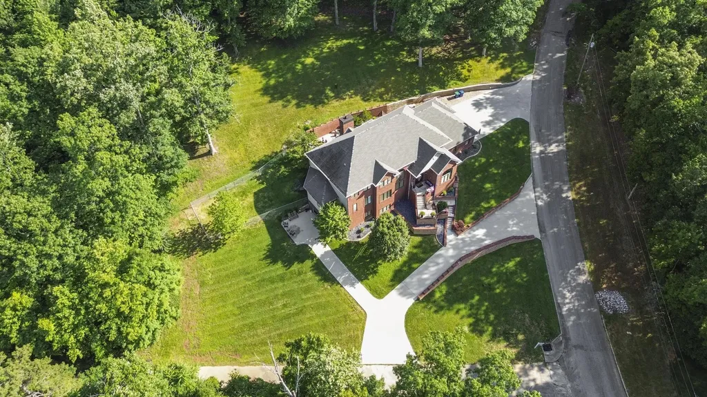 1357 Heather Hills Drive Somerset KY 42503