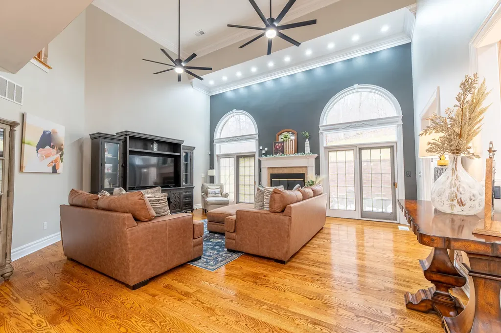 1357 Heather Hills Drive Somerset KY 42503