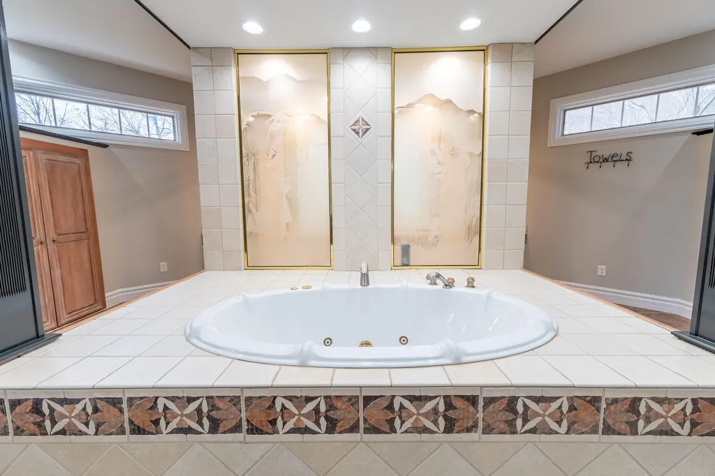 1357 Heather Hills Drive Somerset KY 42503
