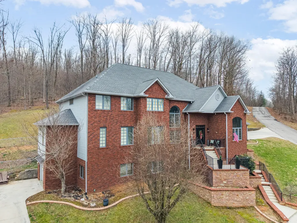 1357 Heather Hills Drive Somerset KY 42503