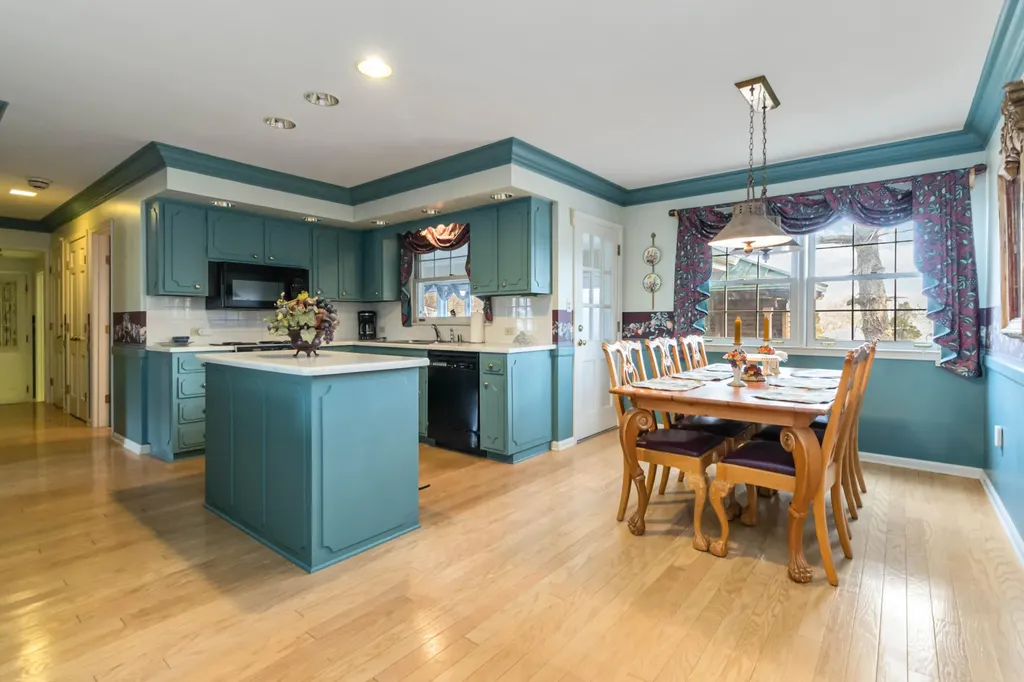 808 W Holly Lane Corbin KY 40701