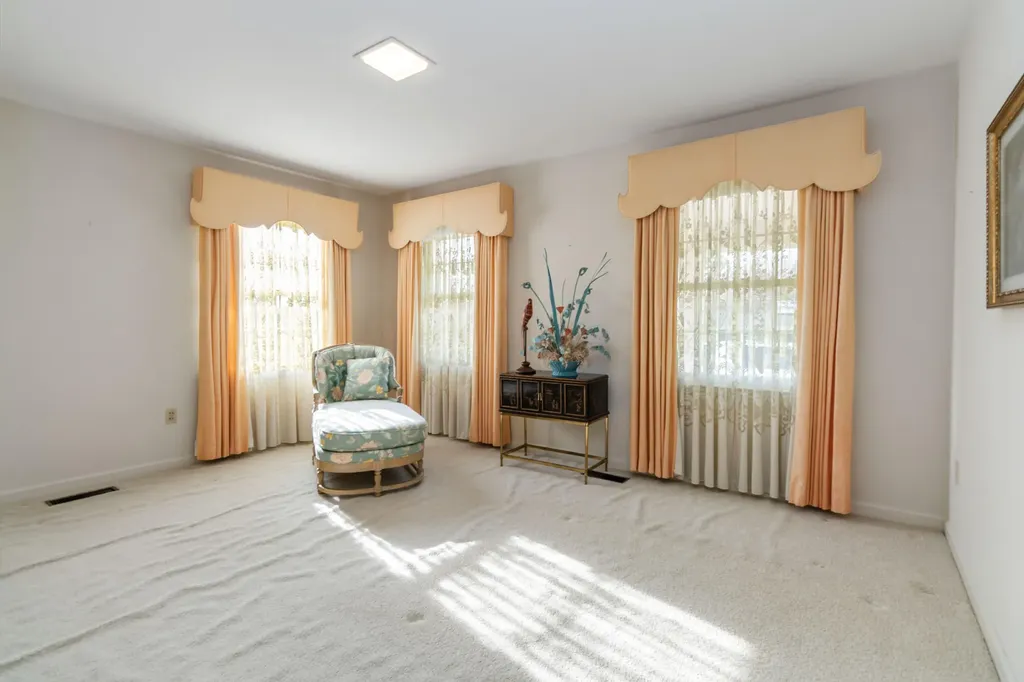 808 W Holly Lane Corbin KY 40701