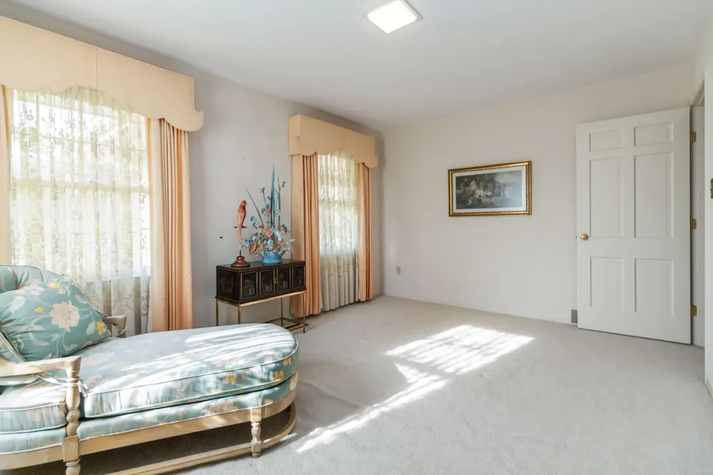 808 W Holly Lane Corbin KY 40701