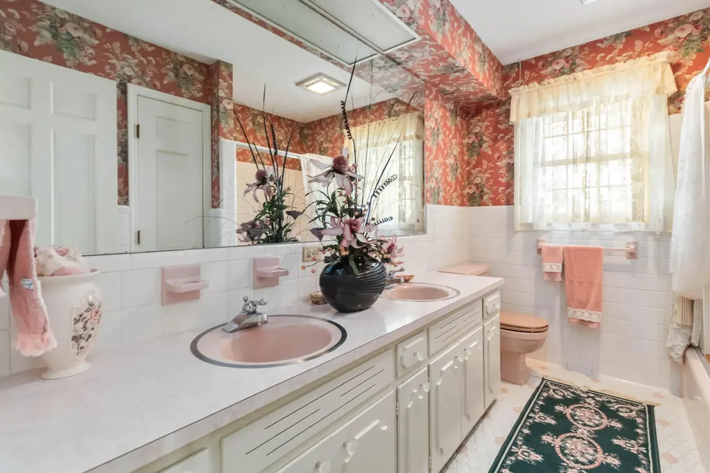 808 W Holly Lane Corbin KY 40701