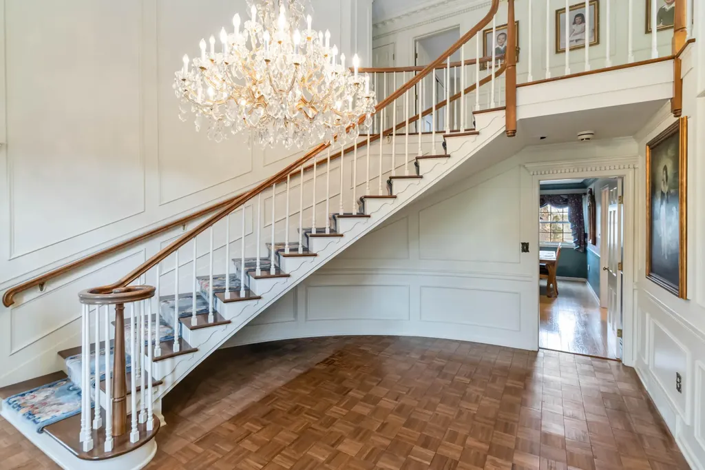 808 W Holly Lane Corbin KY 40701