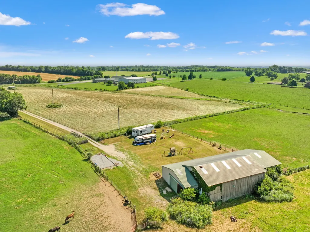 1180 Faulkner Lane Danville KY 40422
