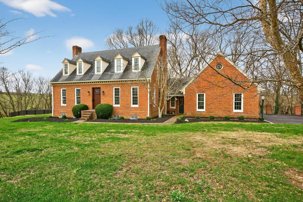 7919 Mt Sterling Road Winchester KY 40391
