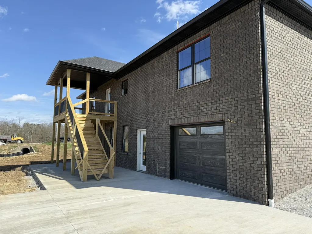 181 Central Park Avenue Berea KY 40403