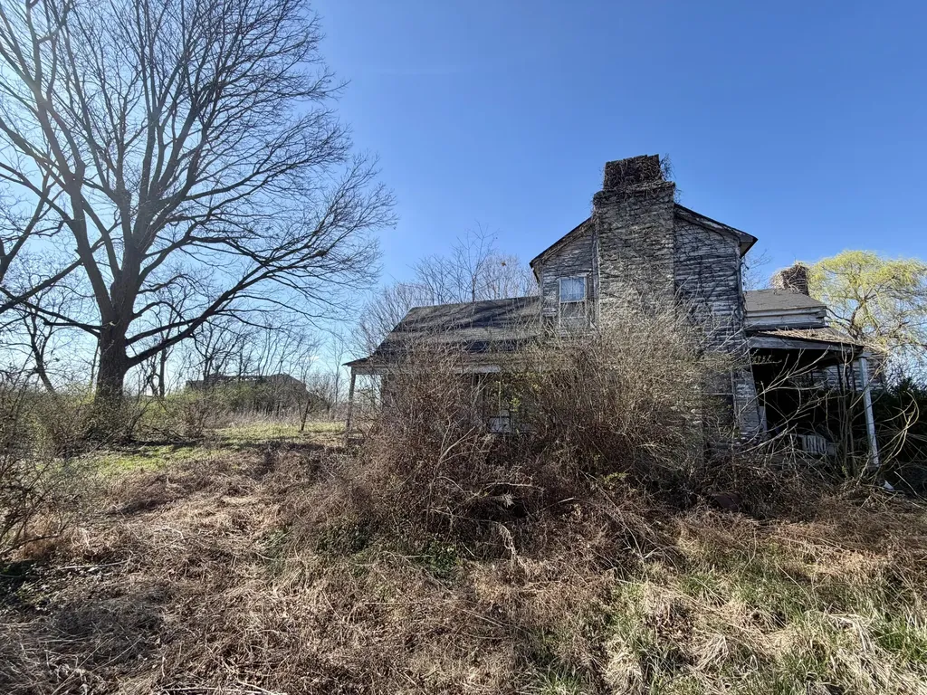 2068 Jacks Creek Road Richmond KY 40475
