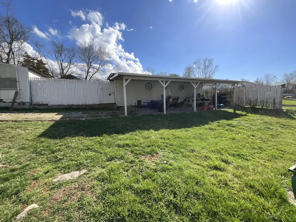 1500 Cornett Street Somerset KY 42501