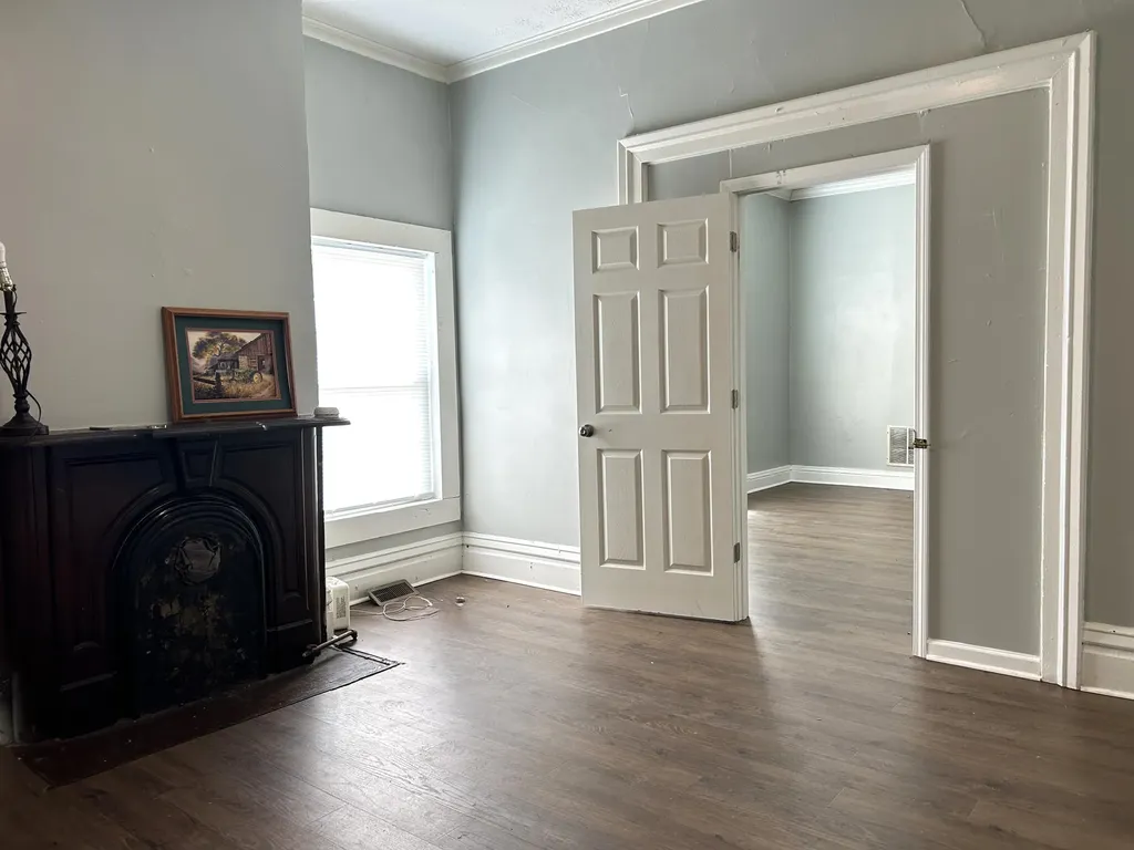 130 E Broadway Street Winchester KY 40391