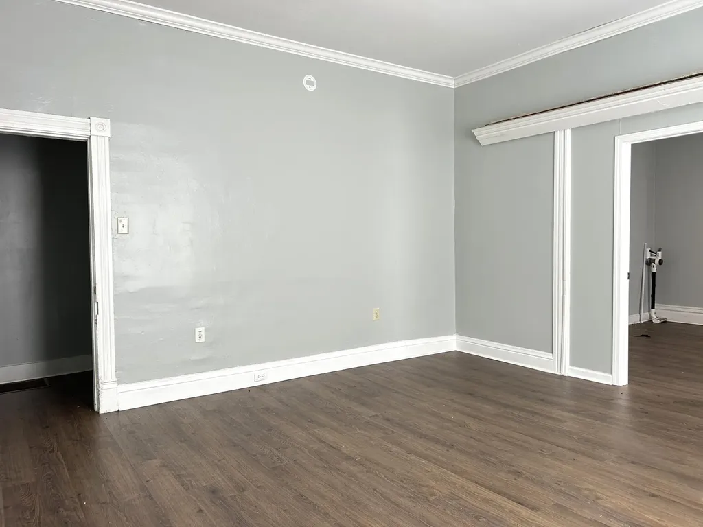 130 E Broadway Street Winchester KY 40391