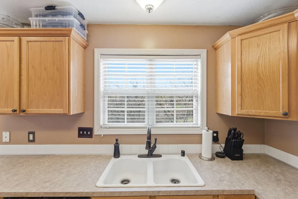 944 Fieldstone Way Richmond KY 40475