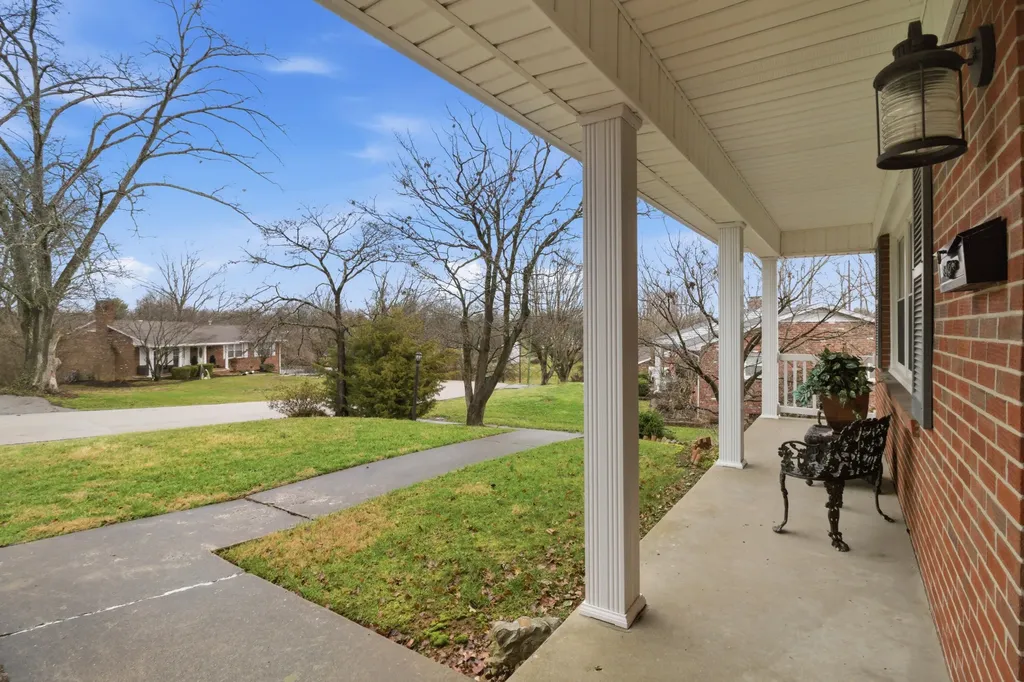 456 Blackfoot Trail Frankfort KY 40601