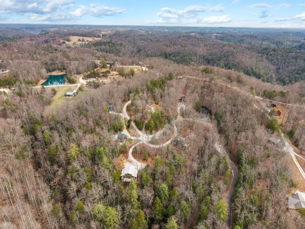 193 Suzanna Arch Drive Campton KY 41301
