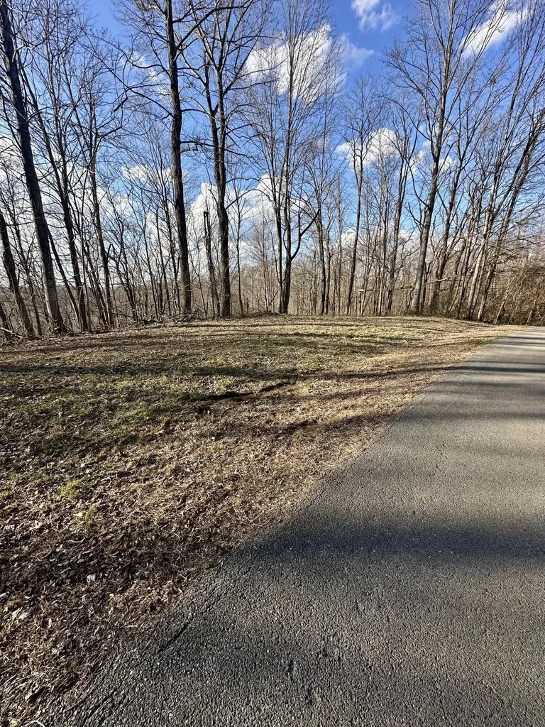 2 Malone Ridge Road Albany KY 42602