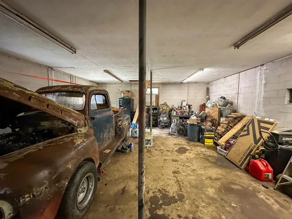 3990 Hwy 421 S Mckee KY 40447
