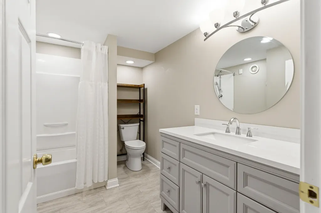 1209 Hansborough Road Cecillia KY 42724