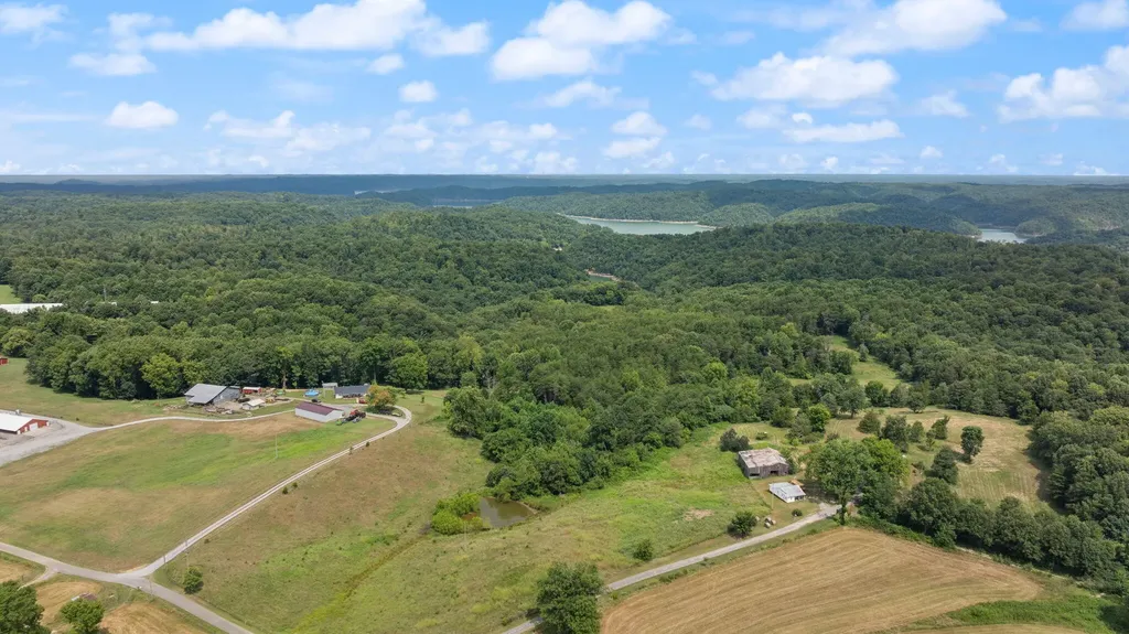 1412 George Garner Road Monticello KY 42633