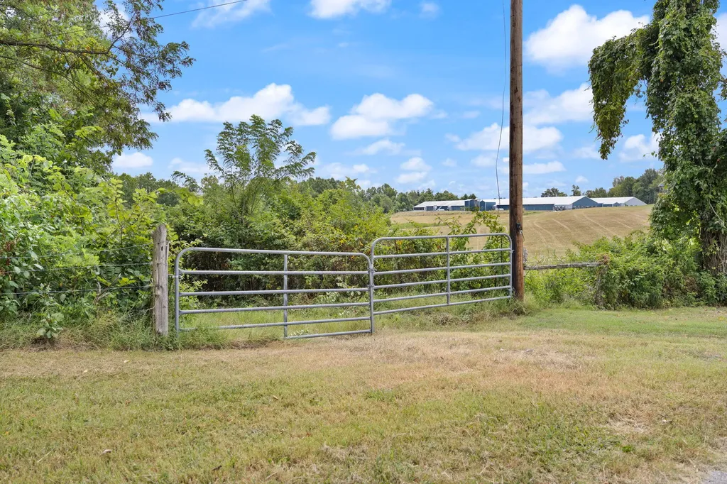1412 George Garner Road Monticello KY 42633