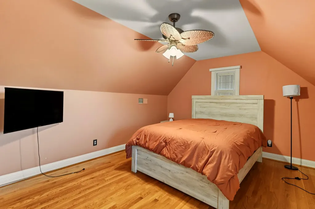 8606 Binnacle Court Louisville KY 40220