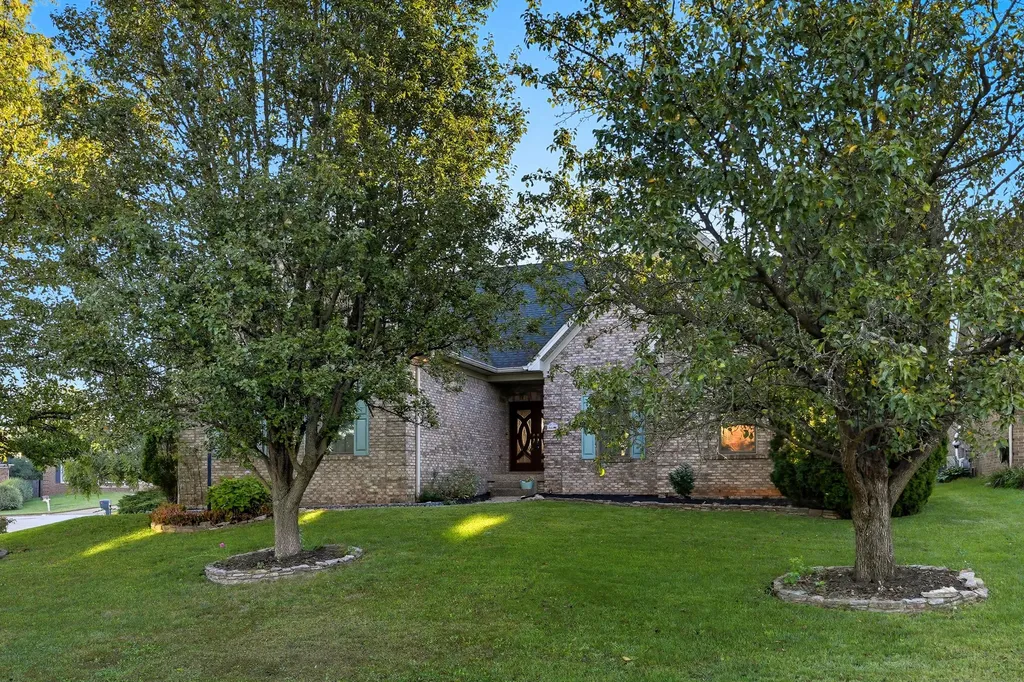 8606 Binnacle Court Louisville KY 40220