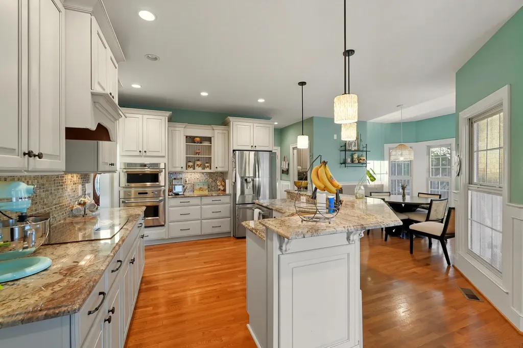 8606 Binnacle Court Louisville KY 40220