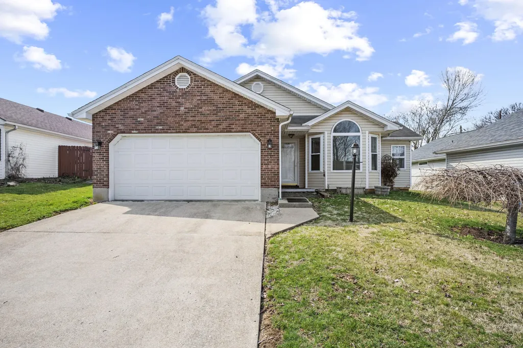 121 Plantation Drive Lawrenceburg KY 40342