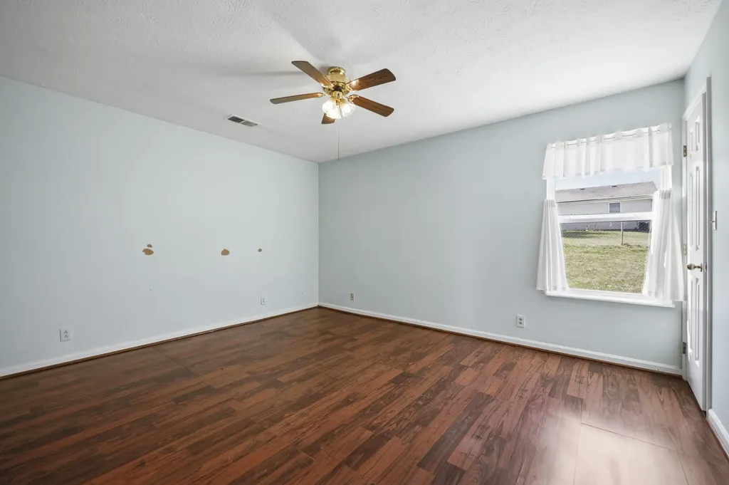 121 Plantation Drive Lawrenceburg KY 40342