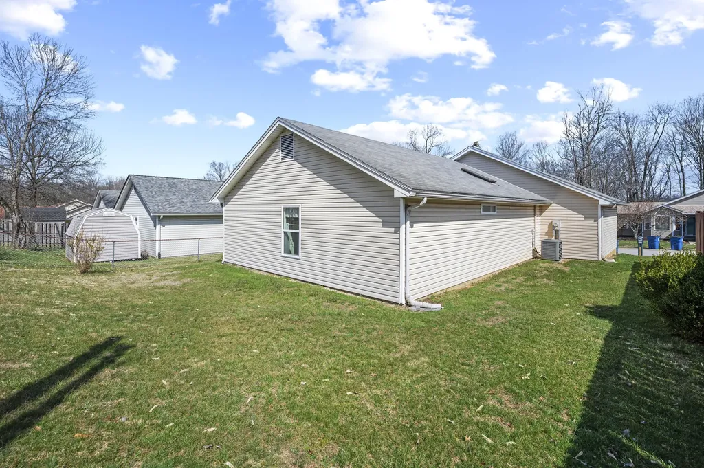 121 Plantation Drive Lawrenceburg KY 40342