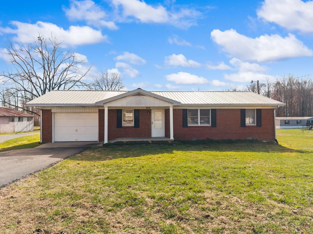2048 Us-127 Russell Springs KY 42642