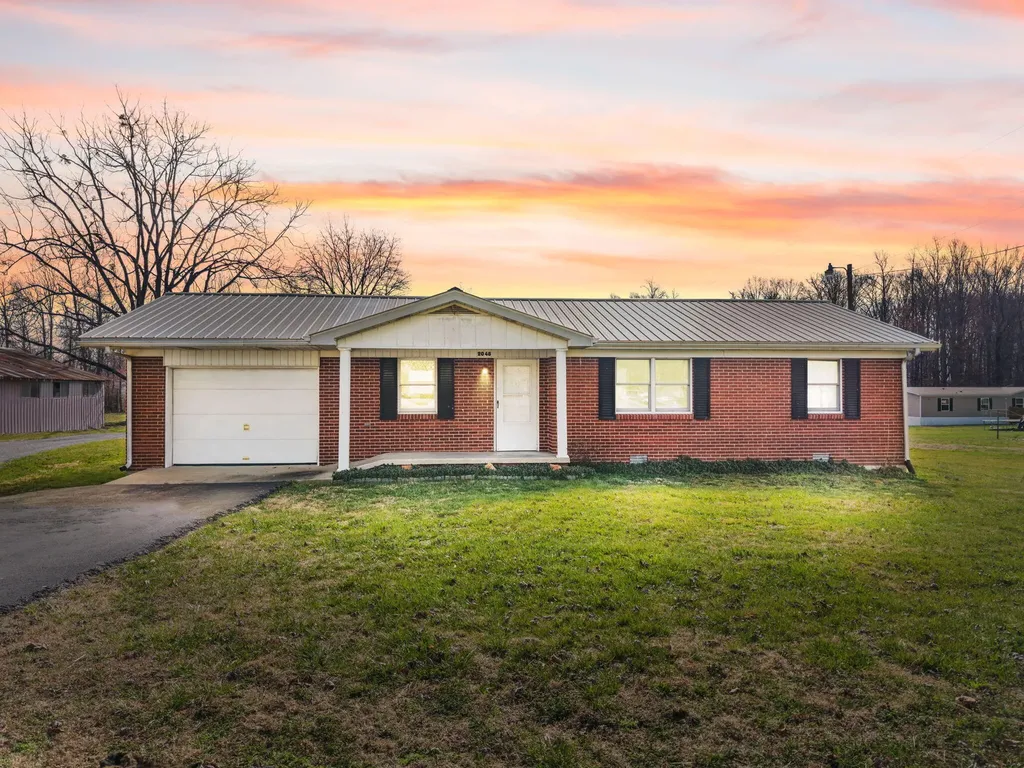 2048 Us-127 Russell Springs KY 42642