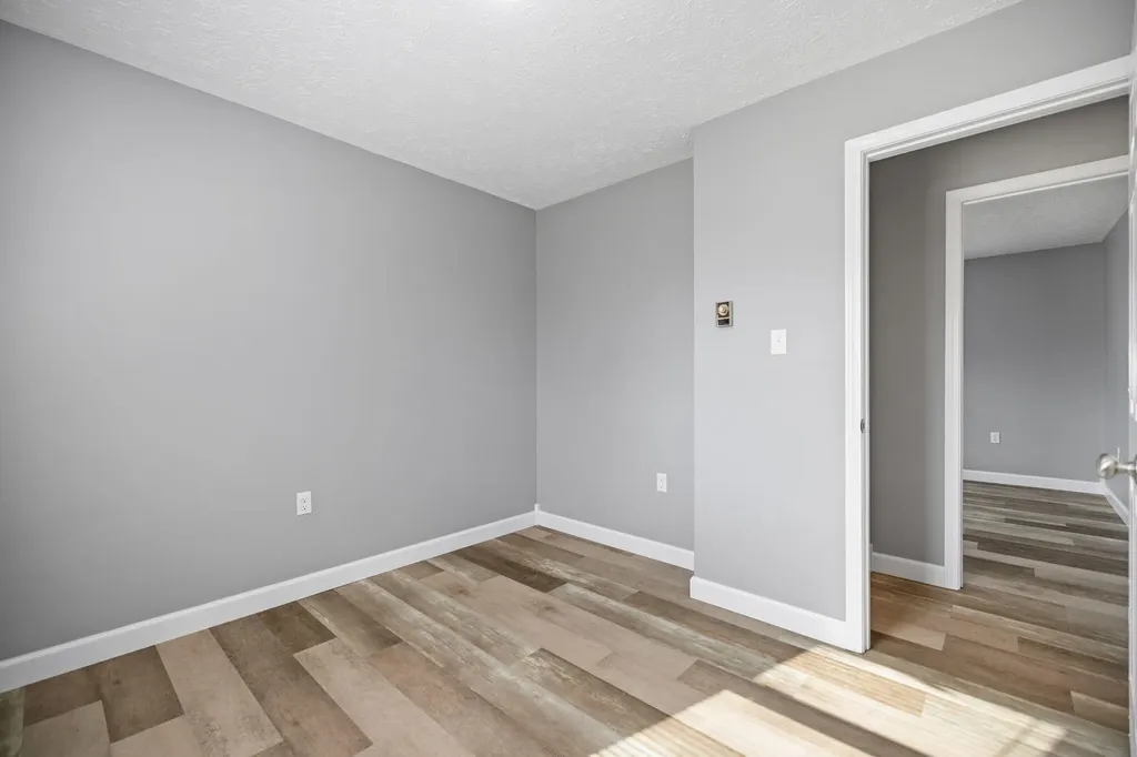 2048 Us-127 Russell Springs KY 42642