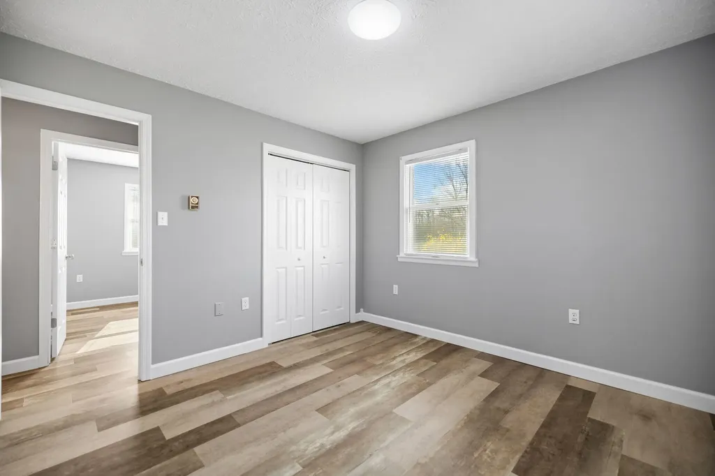 2048 Us-127 Russell Springs KY 42642