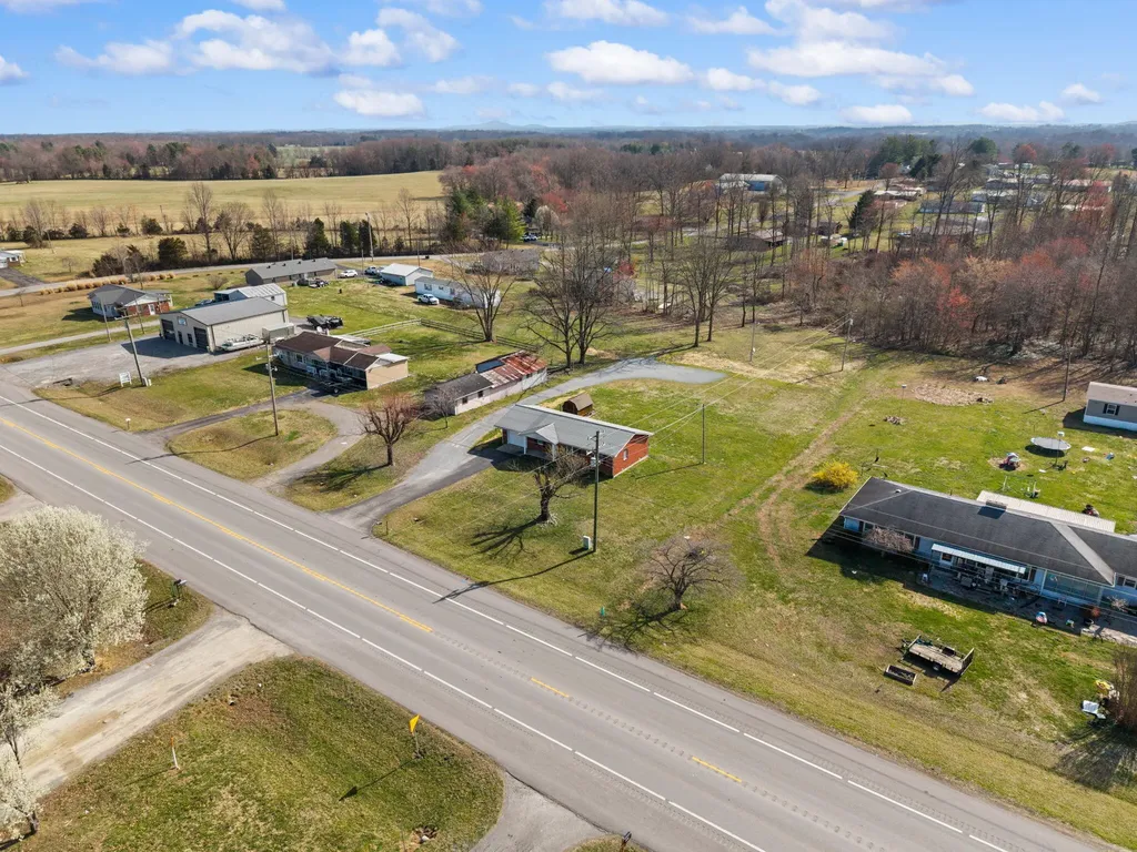 2048 Us-127 Russell Springs KY 42642